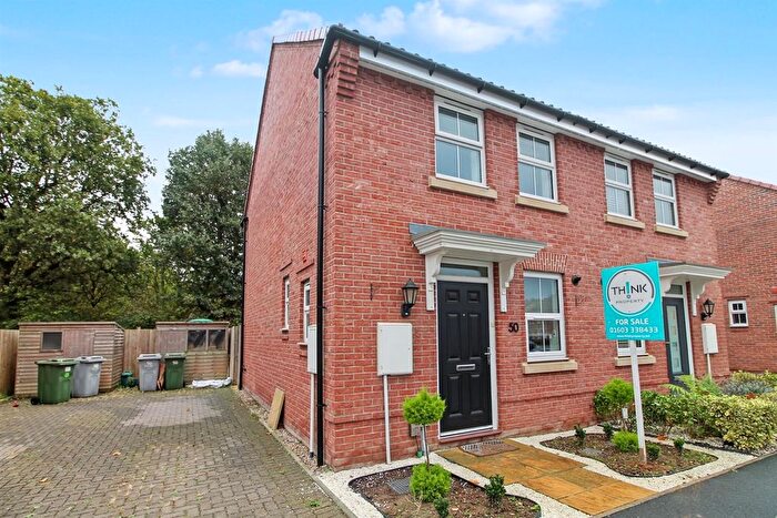 2 Bedroom Semi-Detached House For Sale In Flag Cutters Way, Horsford, Norwich, NR10