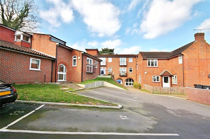 Studio For Sale In Apple Trees Place, Woking, Surrey, GU22