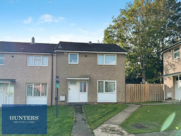 3 Bedroom End Of Terrace House For Sale In Birchwood Crescent, Grangewood, Chesterfield, S40
