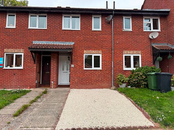 2 Bedroom Terraced House For Sale In Chequers Close, Hereford, HR4