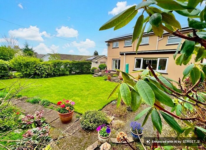 5 Bedroom Detached House For Sale In Barlowena, Camborne, TR14