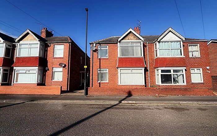 4 Bedroom Semi-Detached House For Sale In Elton Street East, Wallsend, NE28