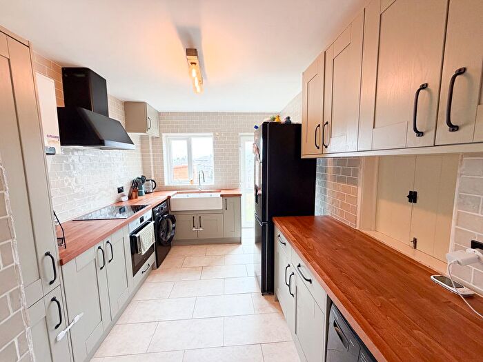 3 Bedroom Semi-Detached House For Sale In Fernlea Grove, Weston Coyney, Stoke-On-Trent, ST3