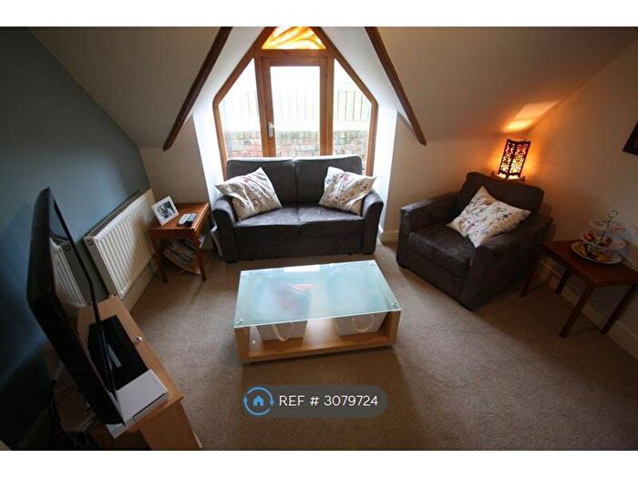 1 Bedroom Flat To Rent In Shorncliffe Road, Folkestone, CT20