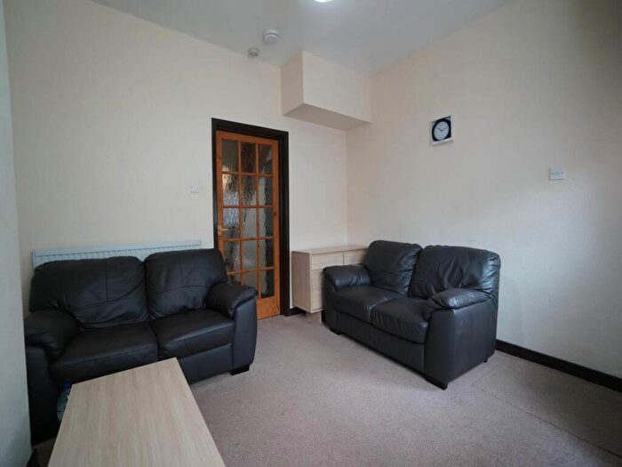 2 Bedroom House To Rent In Treflan, Bangor, LL57