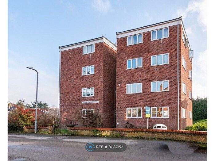2 Bedroom Flat To Rent In Athelstan House, Worcester, WR5