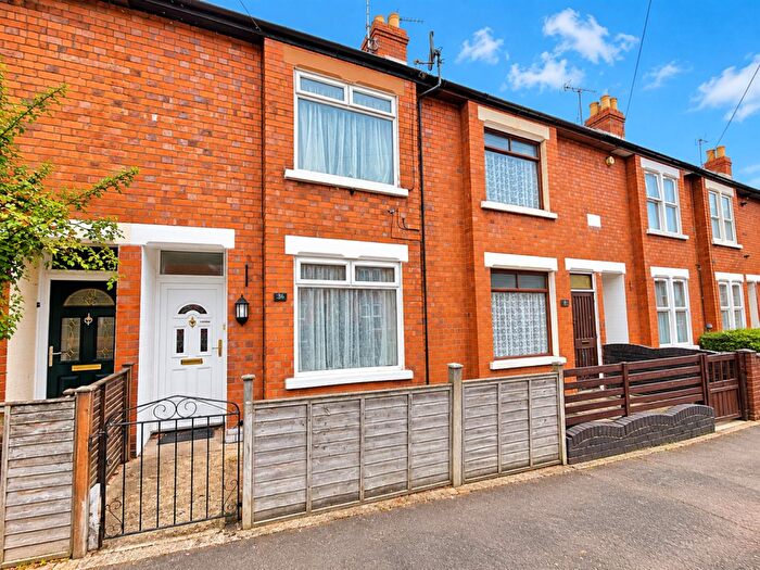 3 Bedroom Terraced House For Sale In Hanman Road, Gloucester, GL1