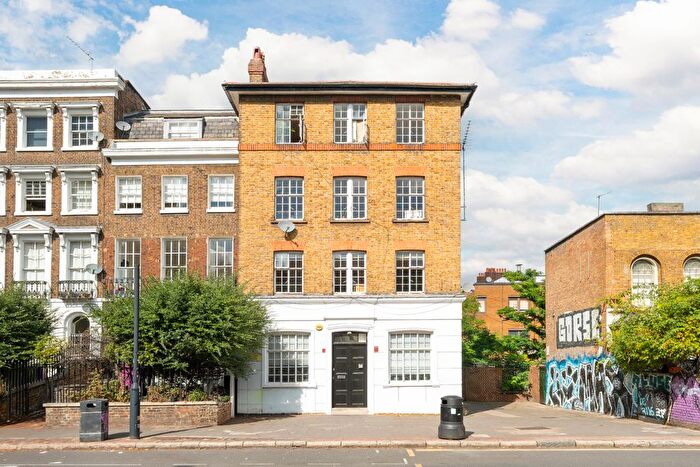 3 Bedroom Flat For Sale In Hackney Road, London, E2