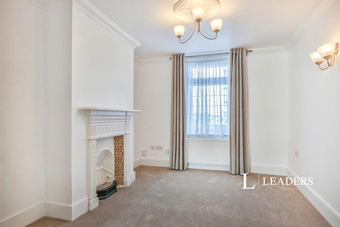 1 Bedroom Flat To Rent In Stanley Road, Poole, BH15