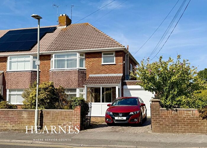 3 Bedroom Semi-Detached House For Sale In Tatnam Road, Poole, BH15
