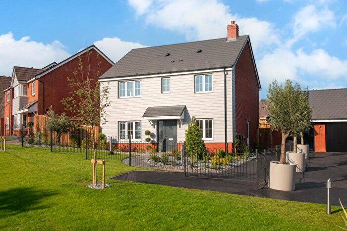 4 Bedroom Detached House For Sale In Whitford Road Bromsgrove, B61