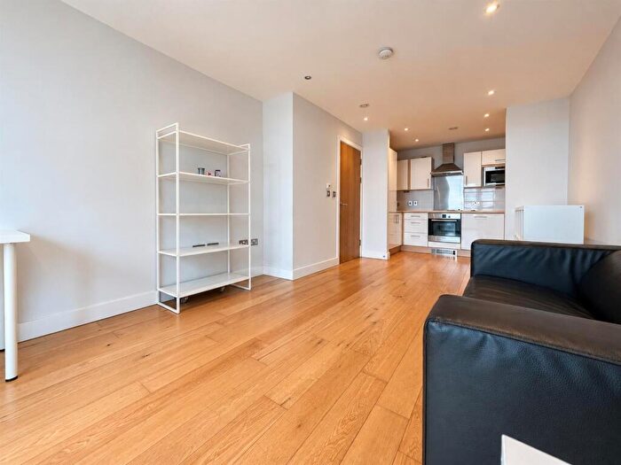1 Bedroom Apartment To Rent In Meridian Plaza, Cardiff City Centre, CF10
