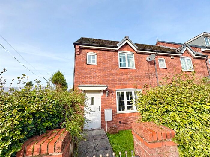 3 Bedroom Mews For Sale In Leigh Road, Leigh, WN7