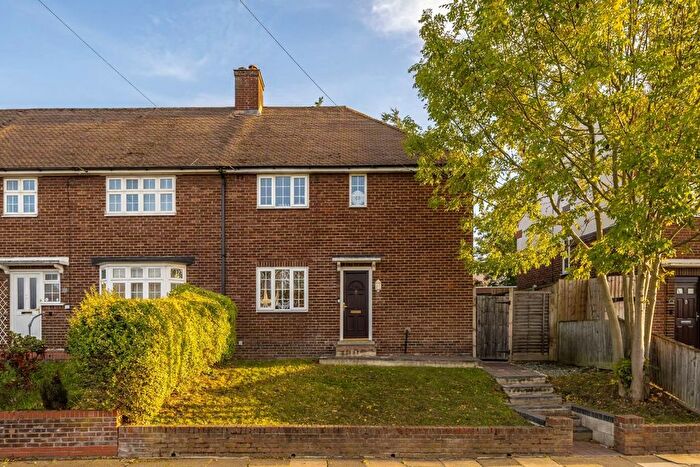 3 Bedroom Terraced House To Rent In William Barefoot Drive, Lee, SE9