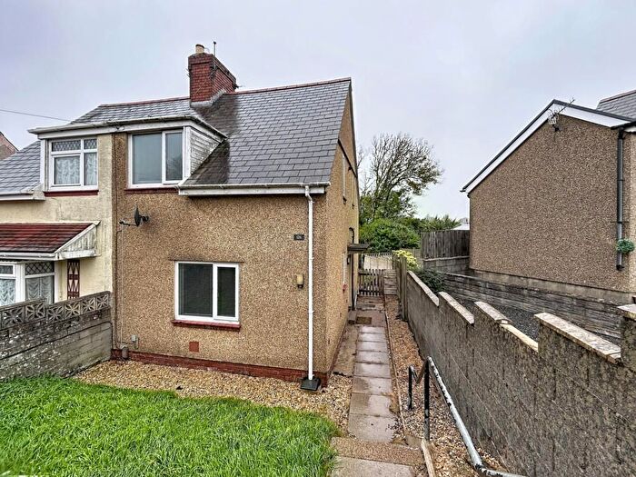 2 Bedroom Semi-Detached House To Rent In Merlin Crescent, Townhill, Swansea, SA1