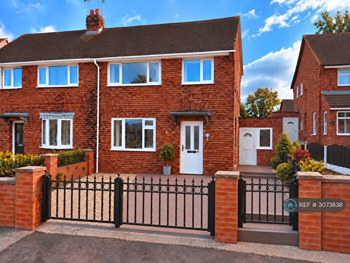 3 Bedroom Semi-Detached House To Rent In Burntwood Crescent, Rotherham, S60