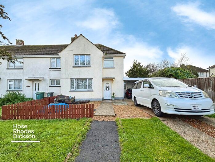 3 Bedroom End Of Terrace House For Sale In Oaklyn Gardens, Shanklin, PO37