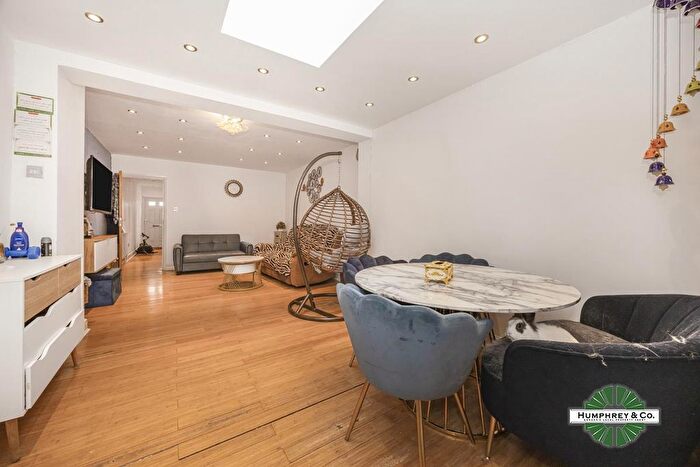 4 Bedroom Property For Sale In Durban Road, London, E17