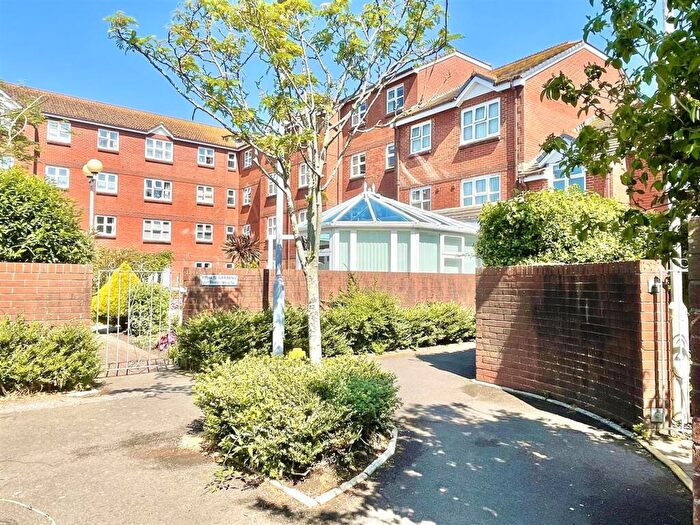 1 Bedroom Flat For Sale In Stavordale Road, Jenner Court Stavordale Road, DT4