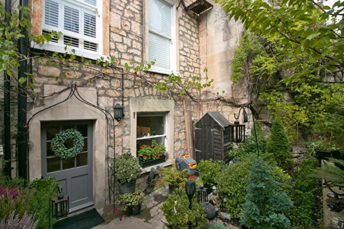 3 Bedroom Maisonette For Sale In Grosvenor Place, Bath, BA1