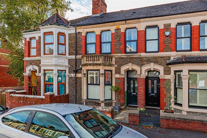 4 Bedroom House For Sale In Llanfair Road, Pontcanna, Cardiff, CF11