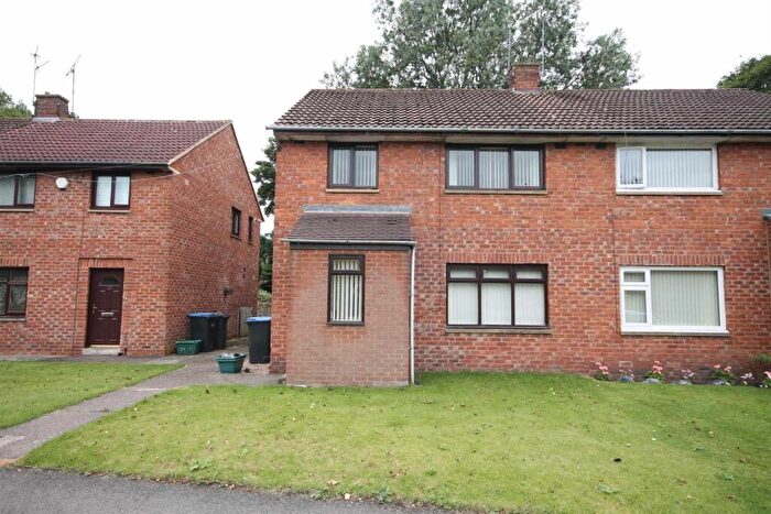 6 Bedroom Private Hall To Rent In Oswald Court, Durham City, DH1