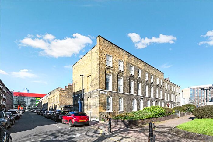 2 Bedroom Apartment For Sale In Philpot Street, London, E1