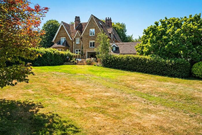 4 Bedroom House For Sale In Balchins Lane, Westcott, Dorking, Surrey, RH4