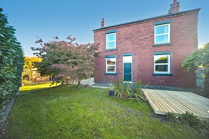 3 Bedroom Detached House For Sale In Macdonald Street, Orrell, WN5