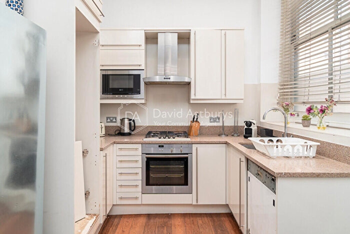 2 Bedroom Apartment To Rent In Albany Street, Camden, London, NW1