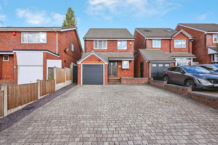 4 Bedroom Detached House For Sale In Dudley Road, Rowley Regis, B65