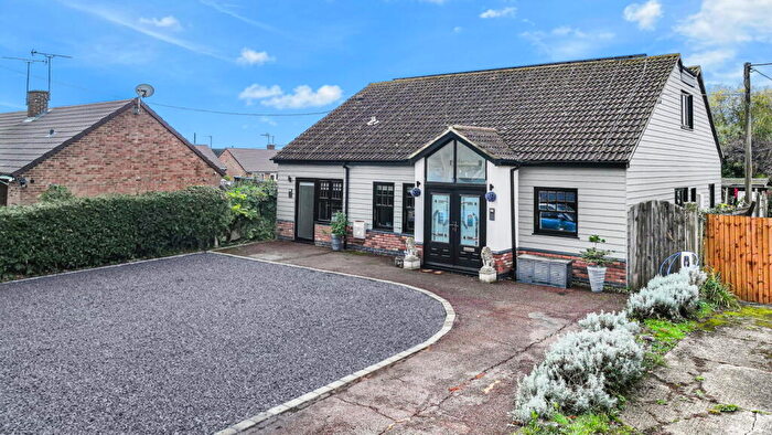 6 Bedroom Detached House For Sale In Bannister Green, Felsted, CM6