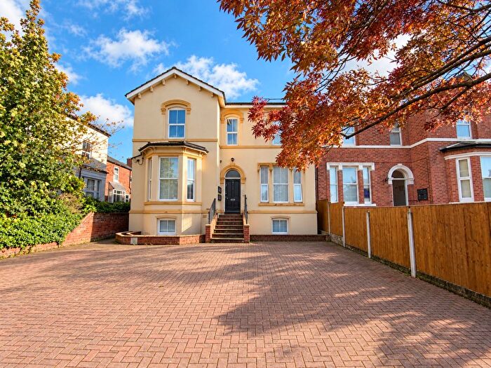 8 Bedroom Semi-Detached House For Sale In Southport, Merseyside, PR8