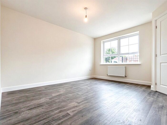 3 Bedroom Property To Rent In Hyron Close, Birmingham, B28