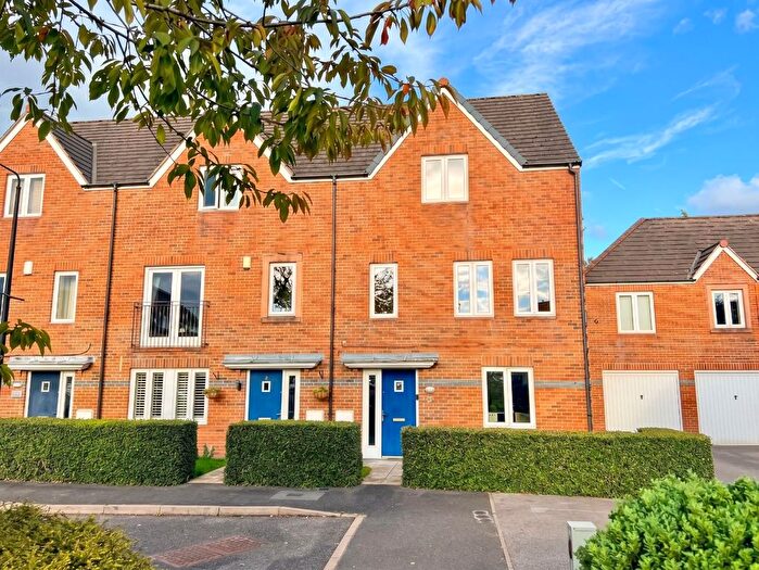 4 Bedroom Town House For Sale In Mountsorrel Road, Altrincham, WA14