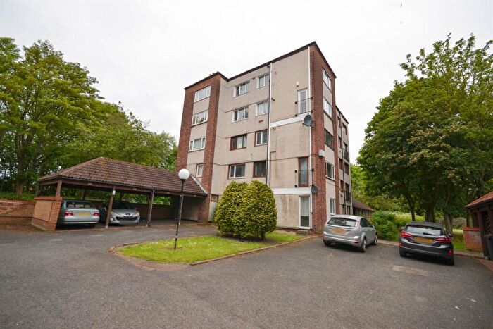Flat To Rent In Botham House, North Shields, NE29