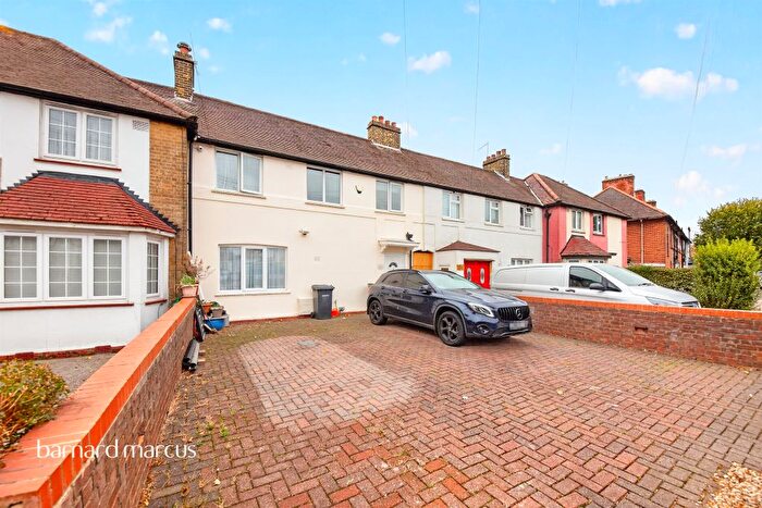 3 Bedroom Terraced House For Sale In Jellicoe Road, London, N17
