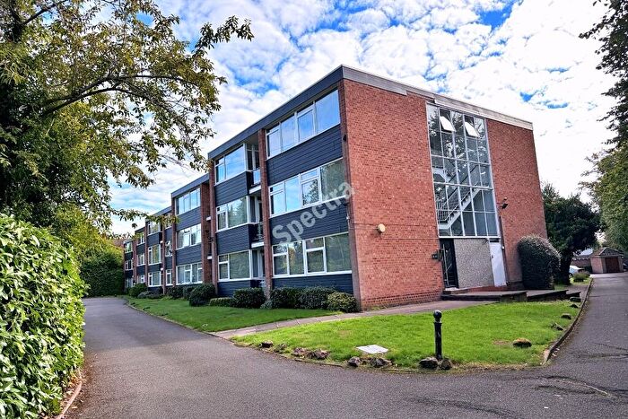 2 Bedroom Flat To Rent In Flat Darley Mead Court, Hampton Lane, Solihull, B91
