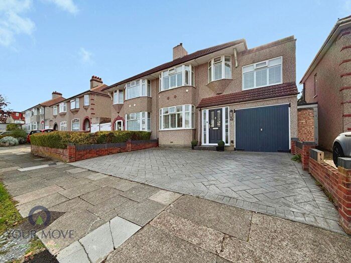 4 Bedroom Semi-Detached House For Sale In Romney Gardens, Bexleyheath, DA7