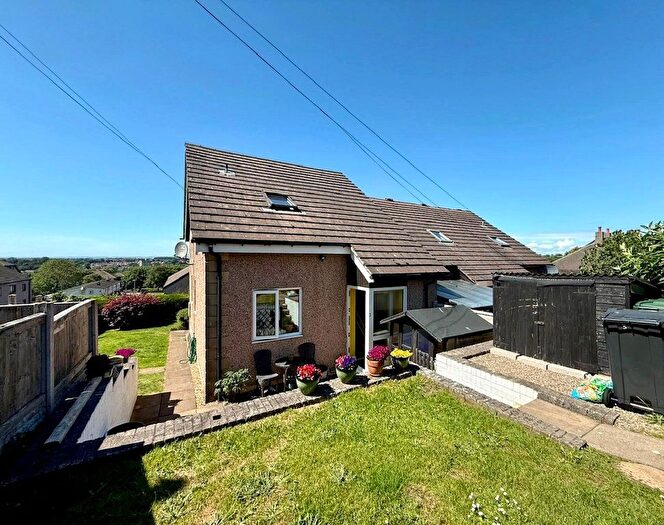 3 Bedroom End Of Terrace House For Sale In Buttermere Road, Lancaster, Lancashire, LA1