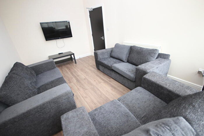 7 Bedroom Flat To Rent In Lawrence Road, Liverpool, L15