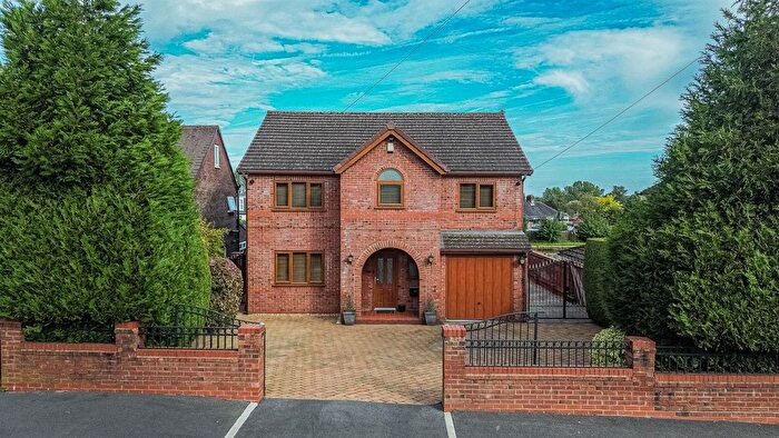 4 Bedroom Detached House For Sale In Greenfields Avenue, Appleton, Warrington, WA4