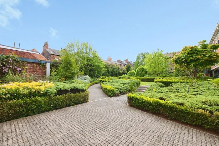 1 Bedroom Flat For Sale In Skeldergate, York, North Yorkshire, YO1