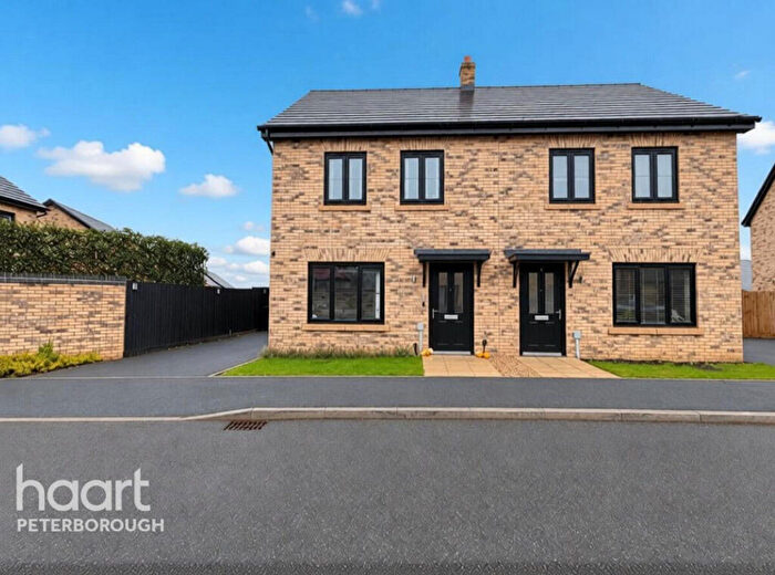 2 Bedroom Semi-Detached House For Sale In Primrose Drive, Oundle, Peterborough, PE8