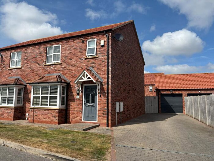 3 Bedroom Semi-Detached House For Sale In Spitfire Lane, Holton Le Clay, Grimsby, DN36