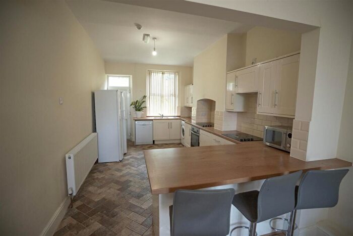 7 Bedroom House To Rent In Moor Oaks Road, Broomhill, S10
