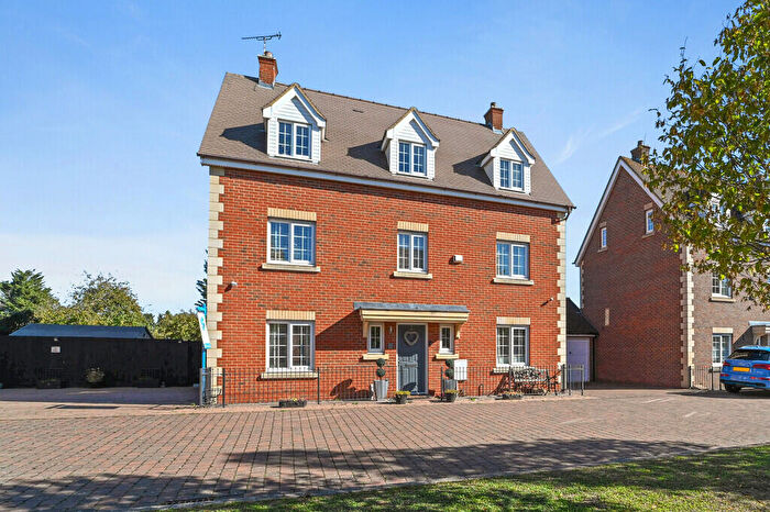 5 Bedroom Town House For Sale In Park Drive, Tiptree, Colchester, CO5