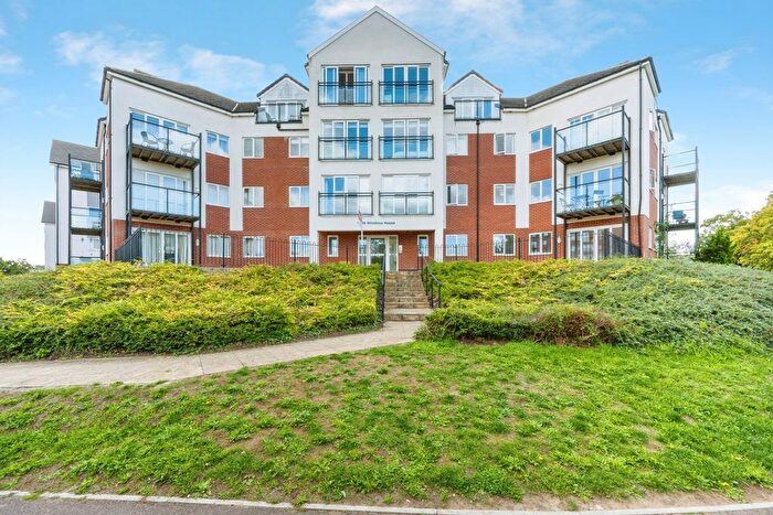 2 Bedroom Flat For Sale In Traction Lane, Bedford, Bedfordshire, MK42