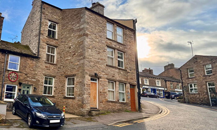 3 Bedroom Town House For Sale In Wilmer House, The Holme, Hawes, DL8