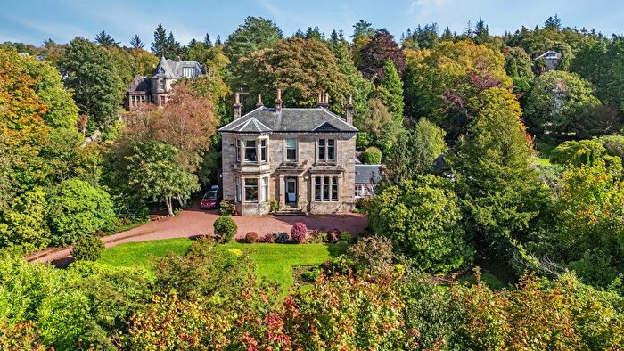 4 Bedroom Flat For Sale In Southpark, Rowantreehill Road, Kilmacolm, PA13